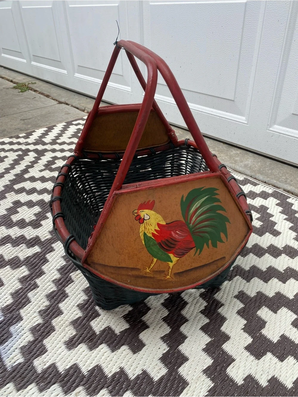 Unmarked charming vintage